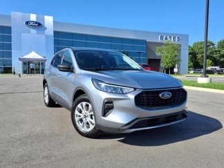 Used 2023 Ford Escape Active image 1