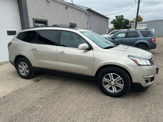 Used 2015 Chevrolet Traverse LT image 1
