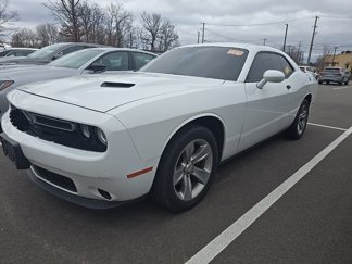 Used 2020 Dodge Challenger SXT image 1