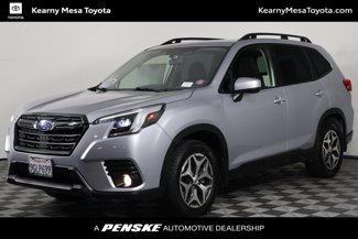 Used 2023 Subaru Forester Premium image 1