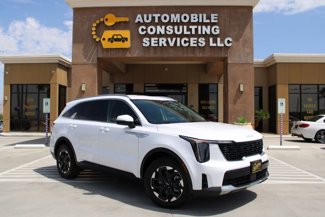 Used 2024 Kia Sorento S image 1