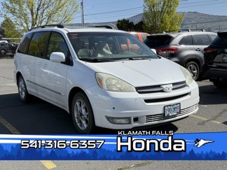 Used 2004 Toyota Sienna XLE Limited w/ Limited Pkg 5 image 1