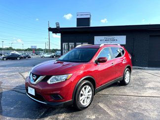 Used 2015 Nissan Rogue SV image 1