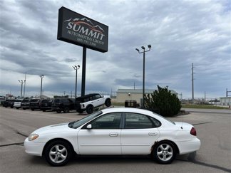 Used 2000 Ford Taurus SES image 1