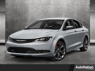 Used 2016 Chrysler 200 S image 1