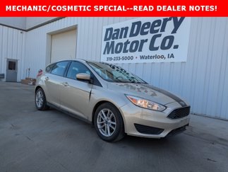 Used 2018 Ford Focus SE image 1