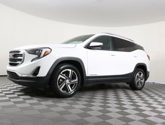 Used 2021 GMC Terrain SLT image 1