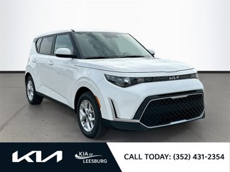 New 2025 Kia Soul LX image 1