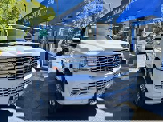 Used 2010 Lincoln Navigator 2WD image 1