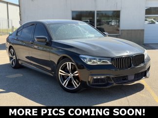 Used 2016 BMW 750i image 1