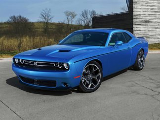 Used 2018 Dodge Challenger SXT w/ Blacktop Package image 1