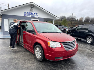 Used 2008 Chrysler Town & Country LX w/ PWR & Remote Entry Group image 1