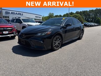 Used 2022 Toyota Camry SE w/ Convenience Package image 1