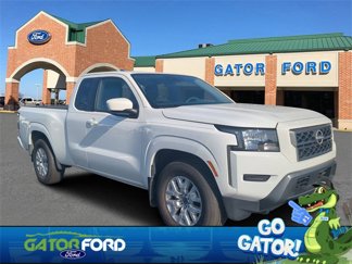 Used 2023 Nissan Frontier SV w/ Technology Package image 1
