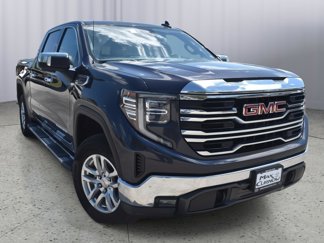 Used 2022 GMC Sierra 1500 SLT w/ SLT Convenience Package image 1
