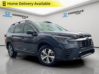 Used 2023 Subaru Ascent Premium image 1