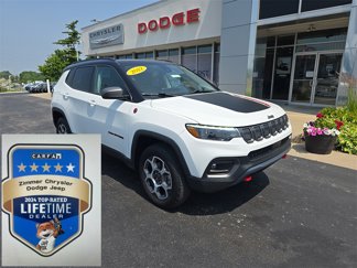 Used 2022 Jeep Compass Trailhawk w/ Trailhawk Elite Group image 1