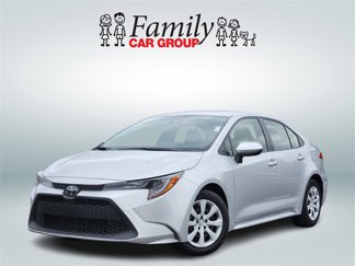 Used 2022 Toyota Corolla LE image 1