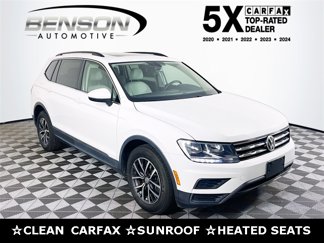 Used 2020 Volkswagen Tiguan SE w/ Panoramic Sunroof Package image 1