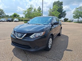 Used 2019 Nissan Rogue Sport S image 1