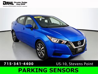 Used 2022 Nissan Versa SV image 1