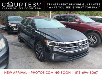 Used 2022 Volkswagen Jetta SEL image 1