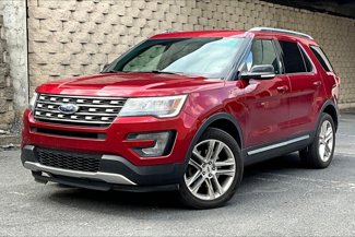 Used 2017 Ford Explorer XLT w/ Equipment Group 201A image 1