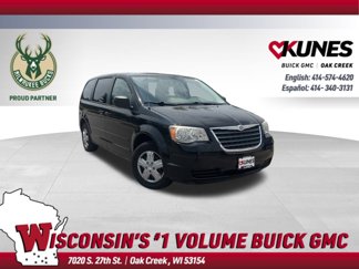 Used 2008 Chrysler Town & Country LX image 1