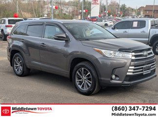 Certified 2017 Toyota Highlander XLE image 1