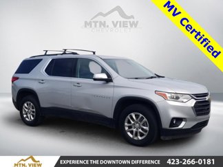 Used 2021 Chevrolet Traverse LT image 1