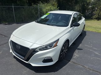 Used 2022 Nissan Altima 2.5 SR image 1