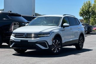 Used 2024 Volkswagen Tiguan S image 1