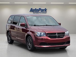Used 2017 Dodge Grand Caravan SE image 1