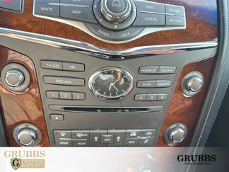 Used 2016 INFINITI QX80 4WD w/ Deluxe Technology Package image 1