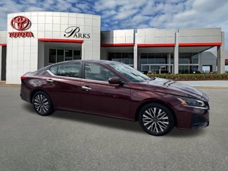 Used 2023 Nissan Altima 2.5 SV image 1