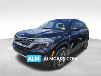 Used 2023 Kia Seltos LX image 1