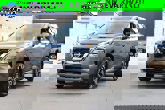 Used 2022 Nissan Rogue SV image 1