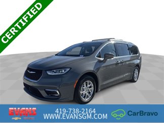 Used 2022 Chrysler Pacifica Touring-L image 1