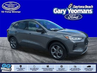 New 2025 Ford Escape ST-Line w/ Tech Pack #1 image 1