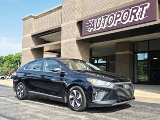 Used 2019 Hyundai Ioniq SEL image 1