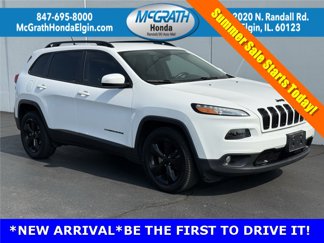 Used 2018 Jeep Cherokee Latitude w/ Altitude Package image 1