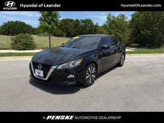 Used 2022 Nissan Altima 2.5 SV image 1