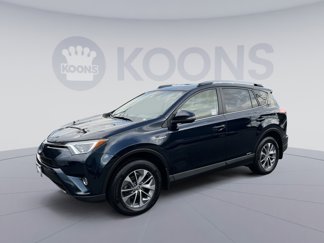 Used 2017 Toyota RAV4 XLE image 1