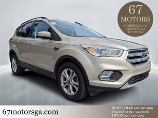 Used 2017 Ford Escape SE w/ Equipment Group 201A image 1