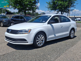 Used 2015 Volkswagen Jetta SE image 1