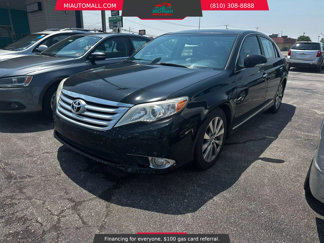 Used 2012 Toyota Avalon Limited image 1