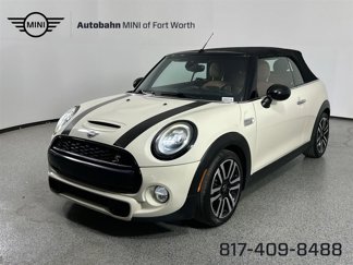Used 2019 MINI Cooper S image 1