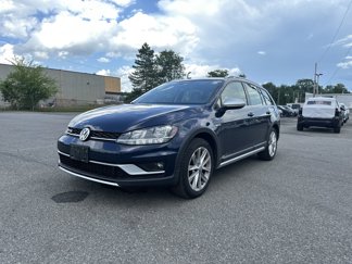 Used 2019 Volkswagen Golf Alltrack S image 1