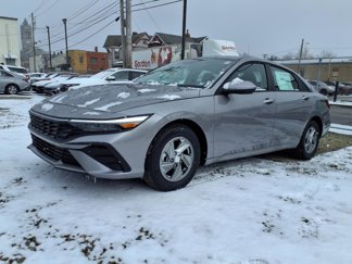 New 2025 Hyundai Elantra SE image 1