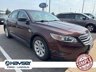 Used 2010 Ford Taurus SE image 1